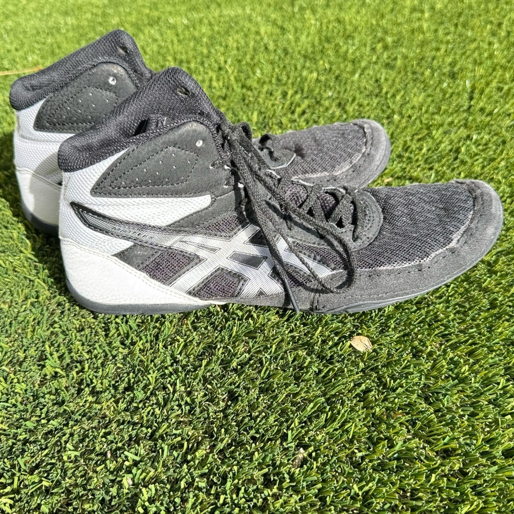 ASICS Matflex 6 Wrestling Shoes Size 8